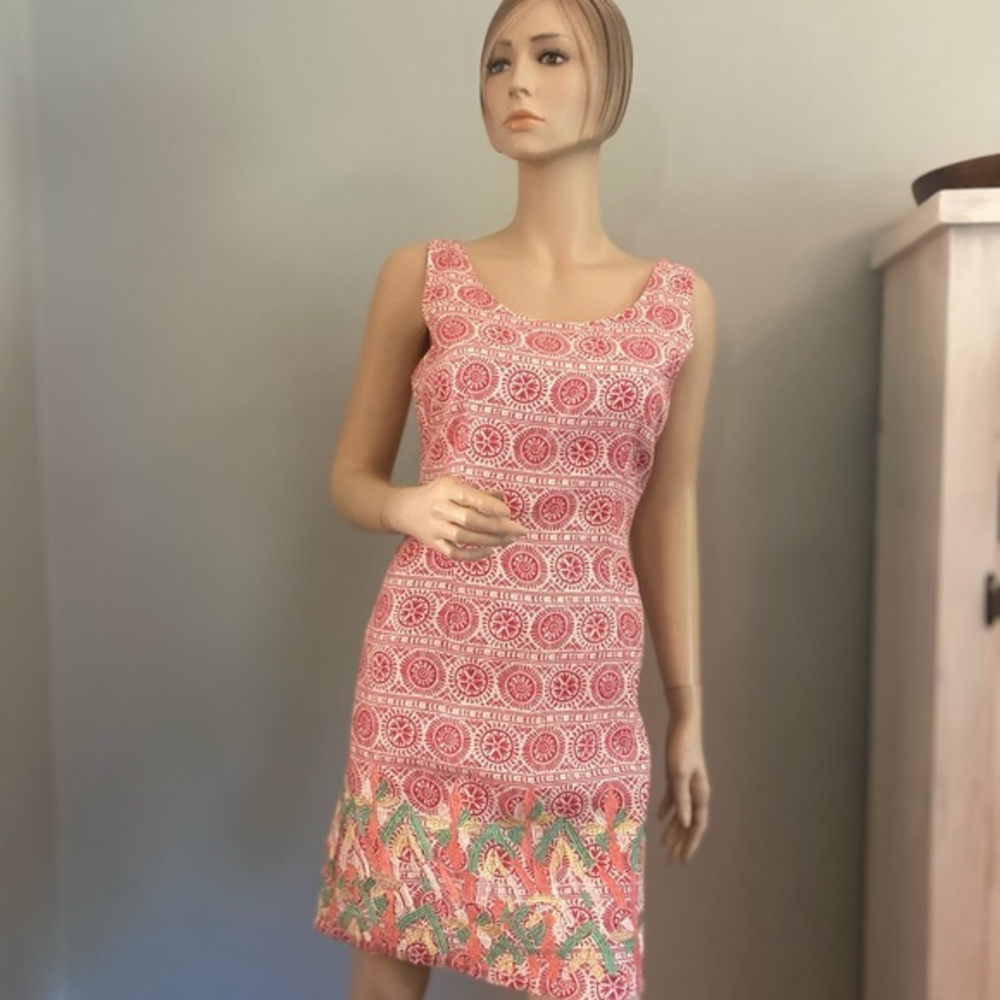 NWT‎ ESLEY RED EMBROIDERED SHEATH DRESS